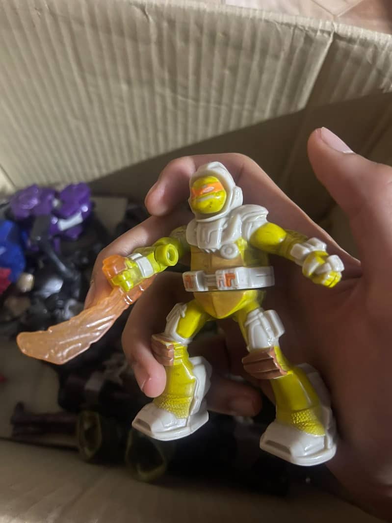 action figures 8