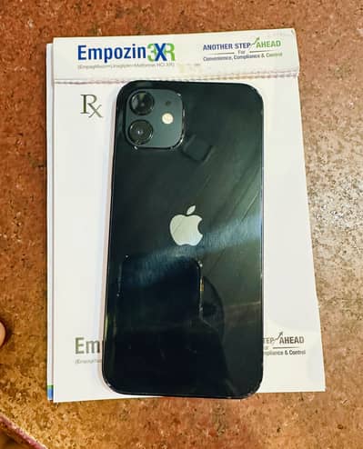 Apple iPhone 12
