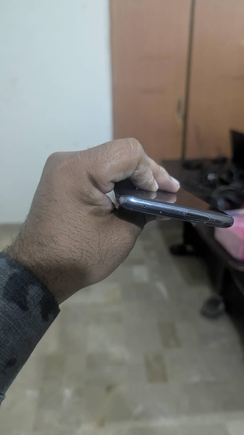 One Plus 7 Pro 4