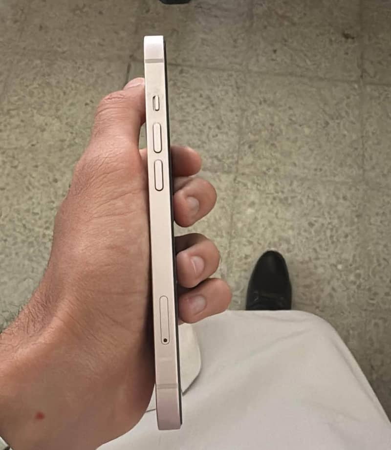 IPhone 13 jv 2