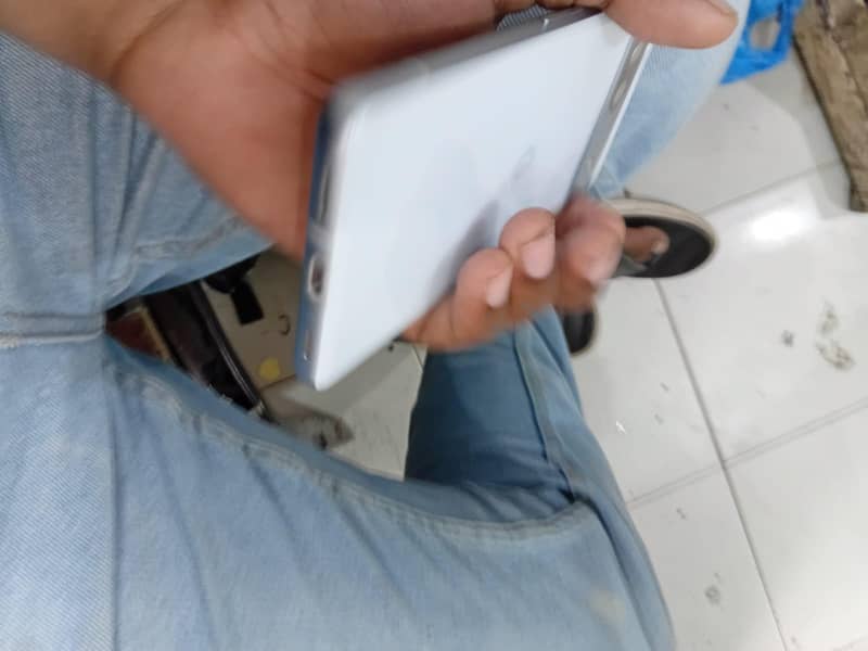 Google Pixel 7a 2