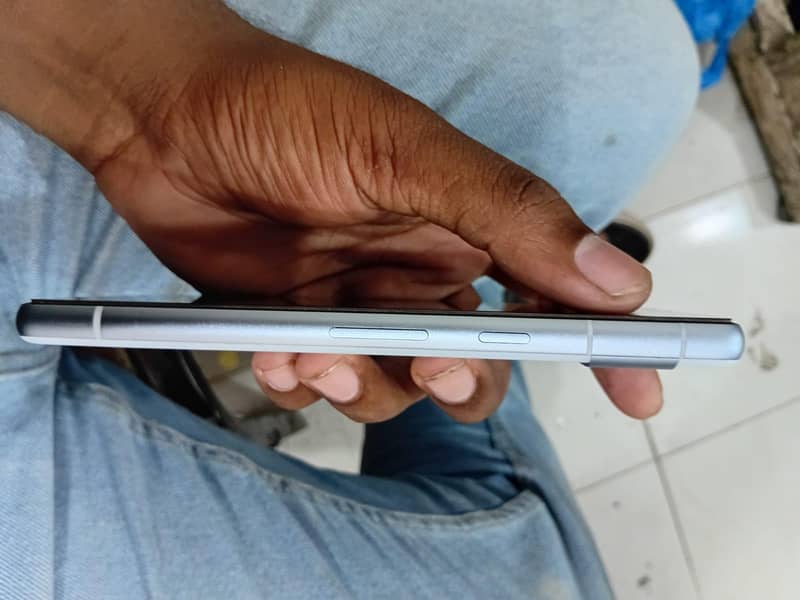 Google Pixel 7a 3