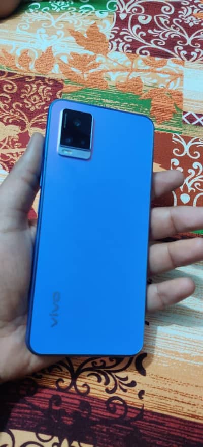 Vivo V20