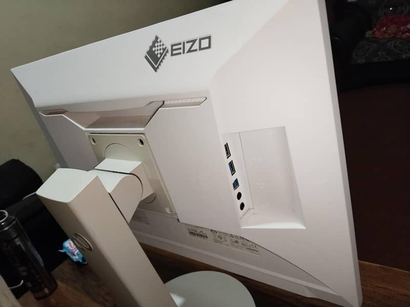 EIZO LED 2