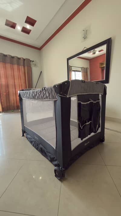 Ingenuity kids playyard/ baby cot/ baby crib full set