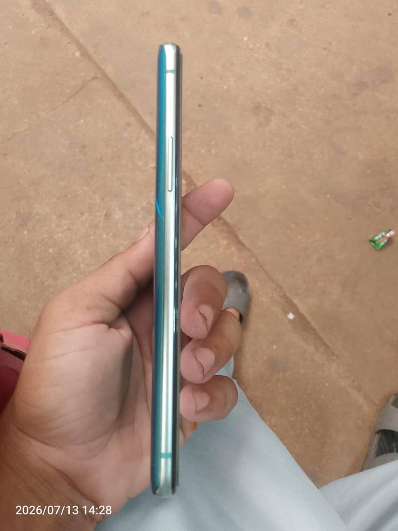 One Plus 8T 1