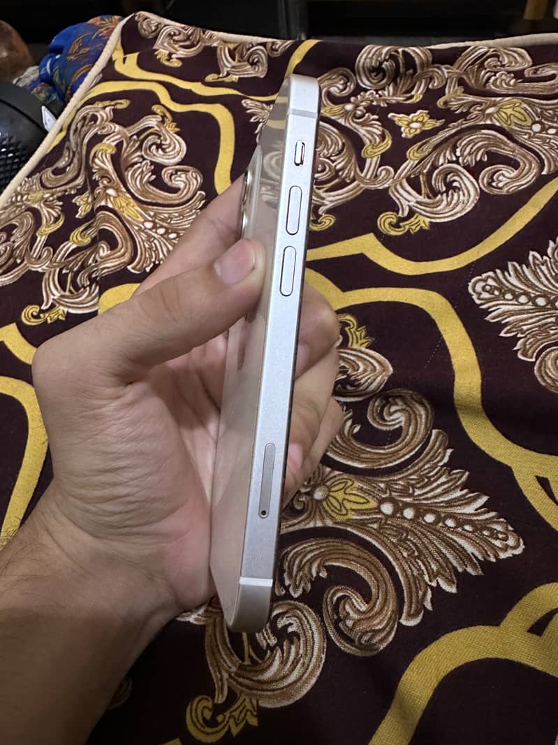 Apple iPhone 12 mini 1