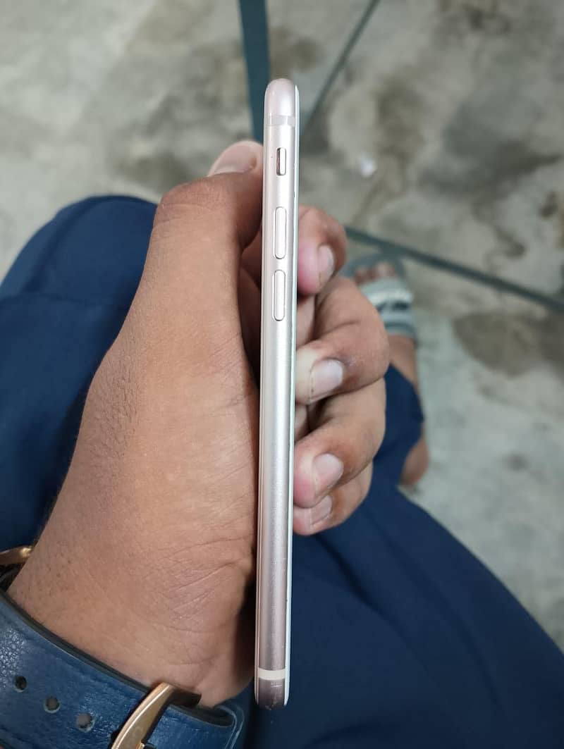Apple iPhone 8 2