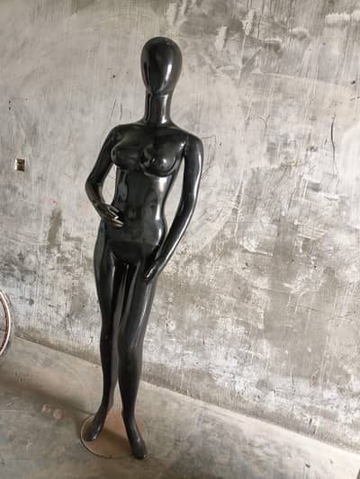 Mannequin  female