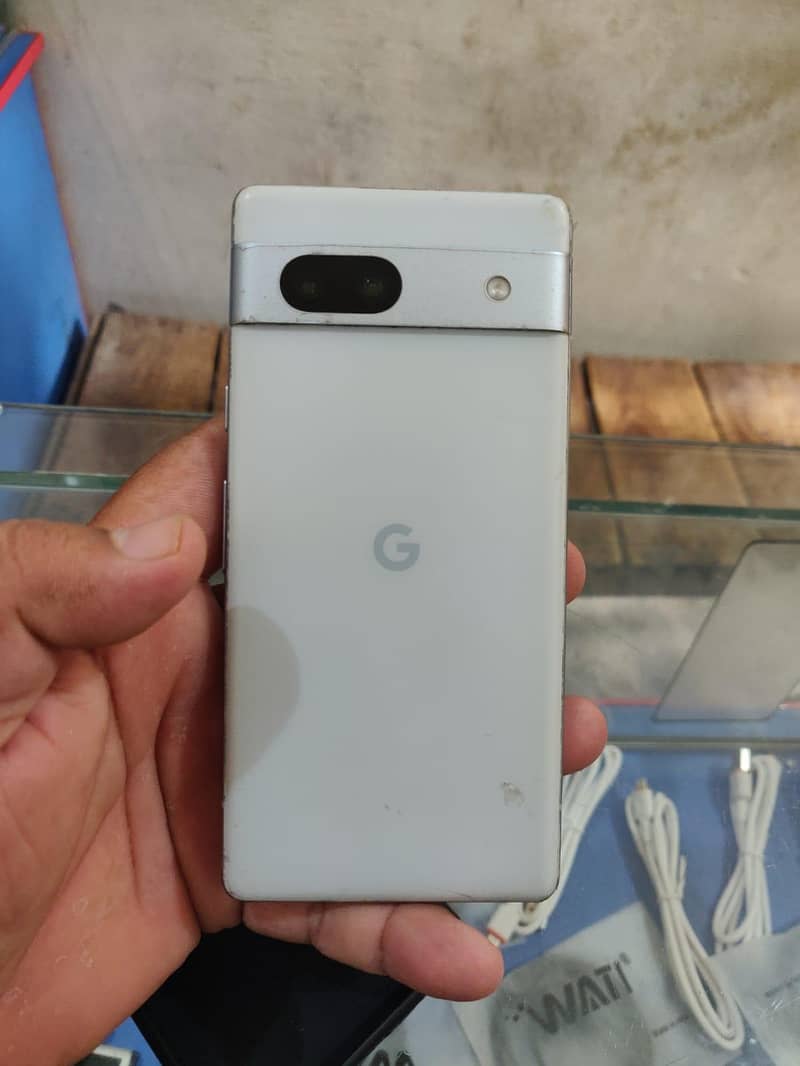 Google Pixel 7a 2
