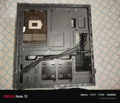 case and motherboard of gigabyte motherboard b85m-d3h and case