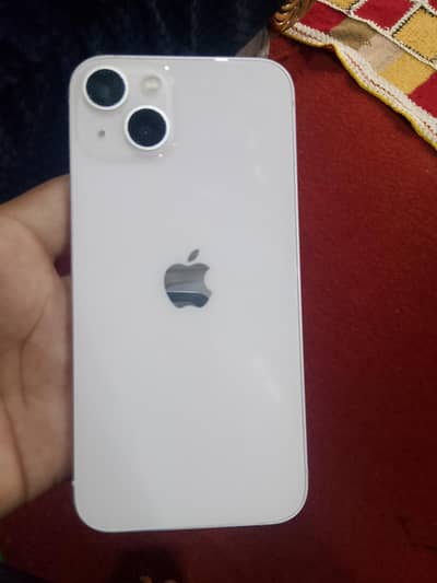 Apple iPhone 13