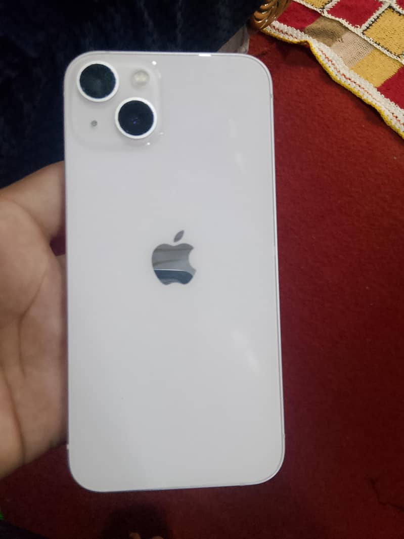 Apple iPhone 13 0