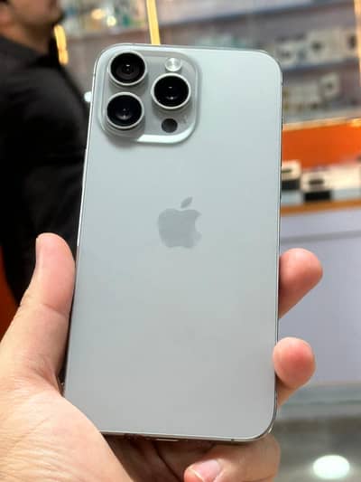 Apple iPhone 15 Pro Max