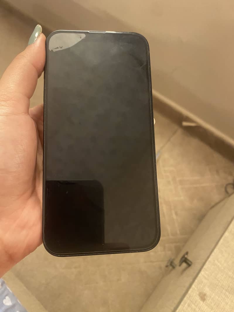 Apple iPhone 13 3