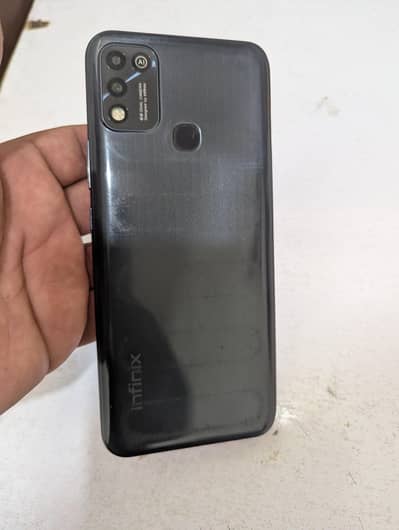 Infinix hot 11 play