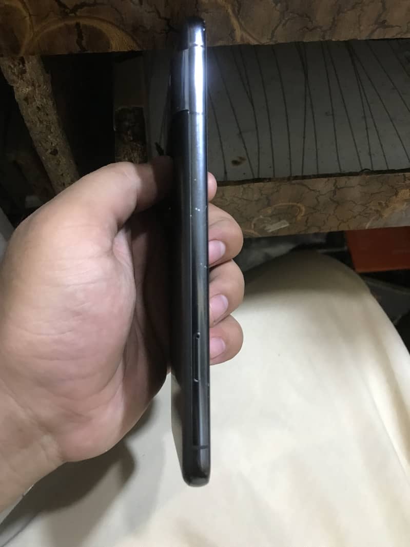 Google Pixel 8 Pro 2