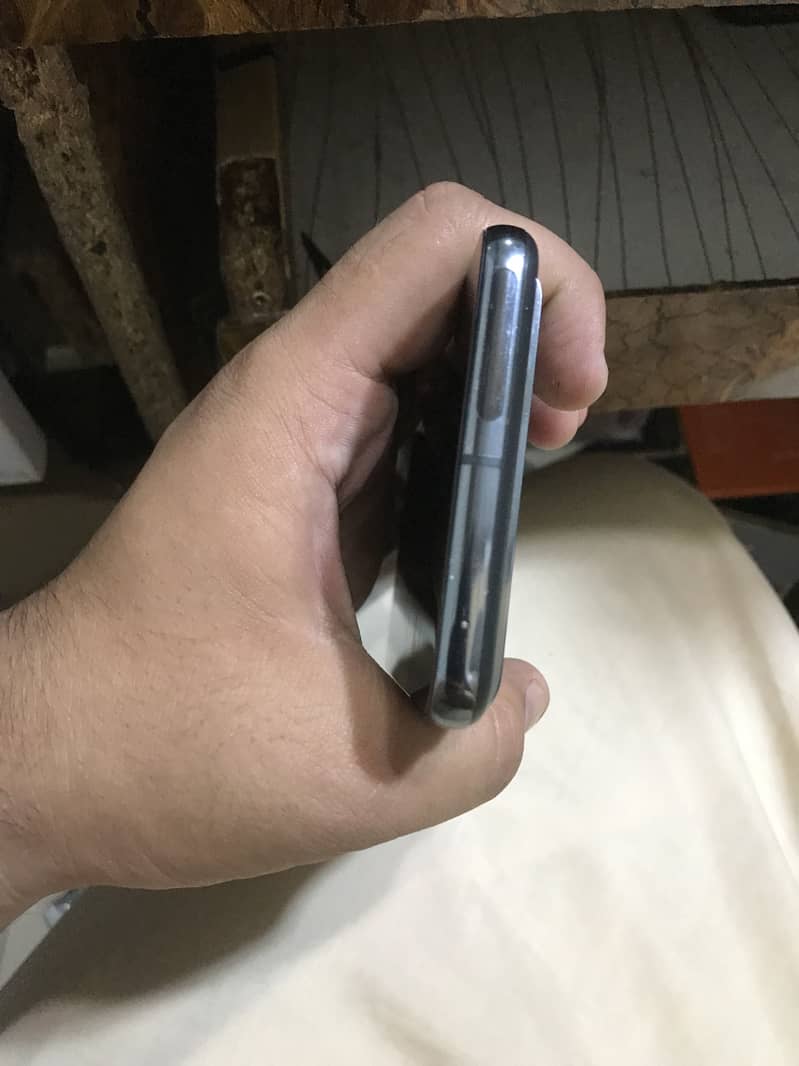 Google Pixel 8 Pro 4