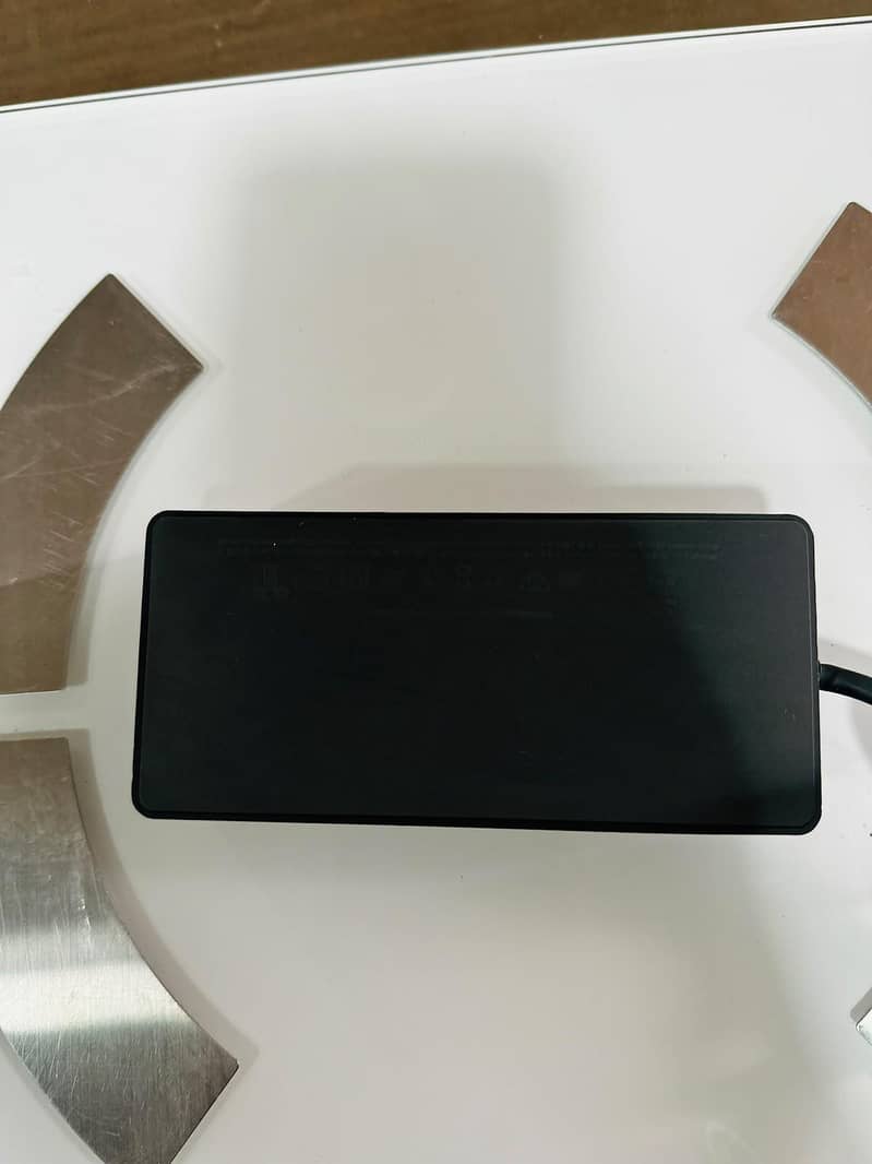 MICROSOFT SURFACE PRO MODEL NO 1661 0