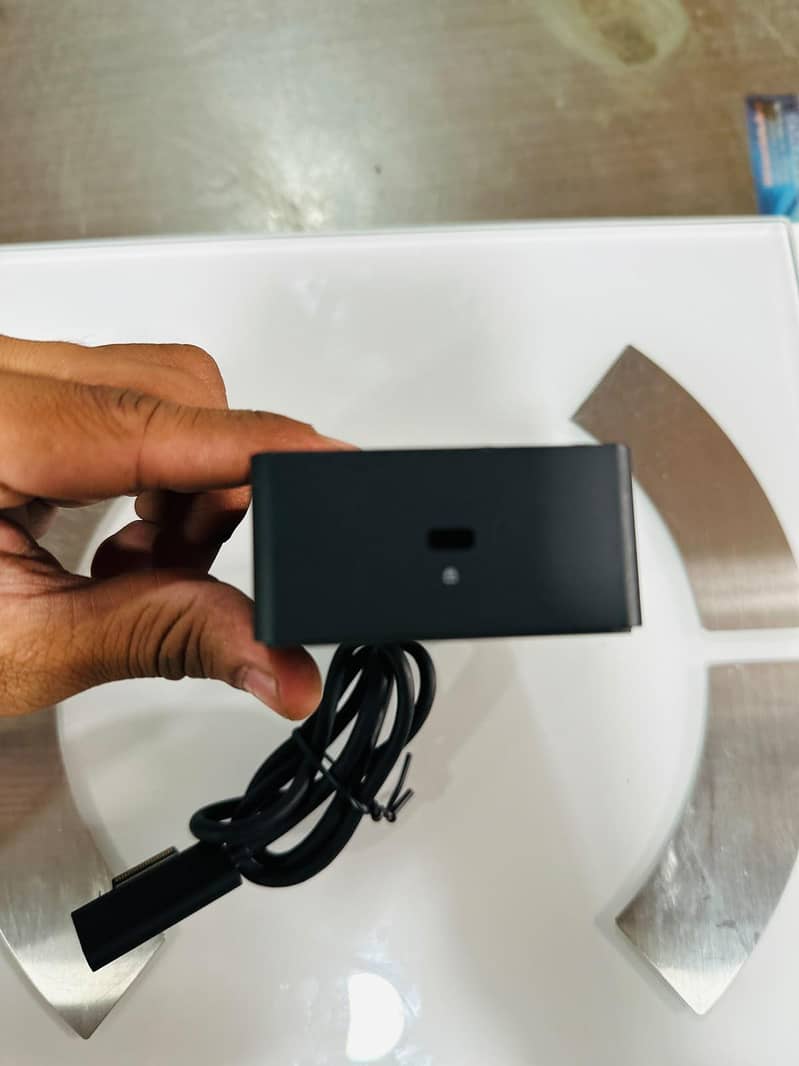 MICROSOFT SURFACE PRO MODEL NO 1661 2