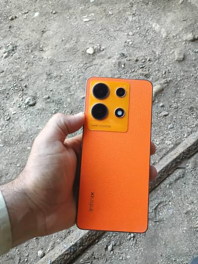 Infinix Note 30