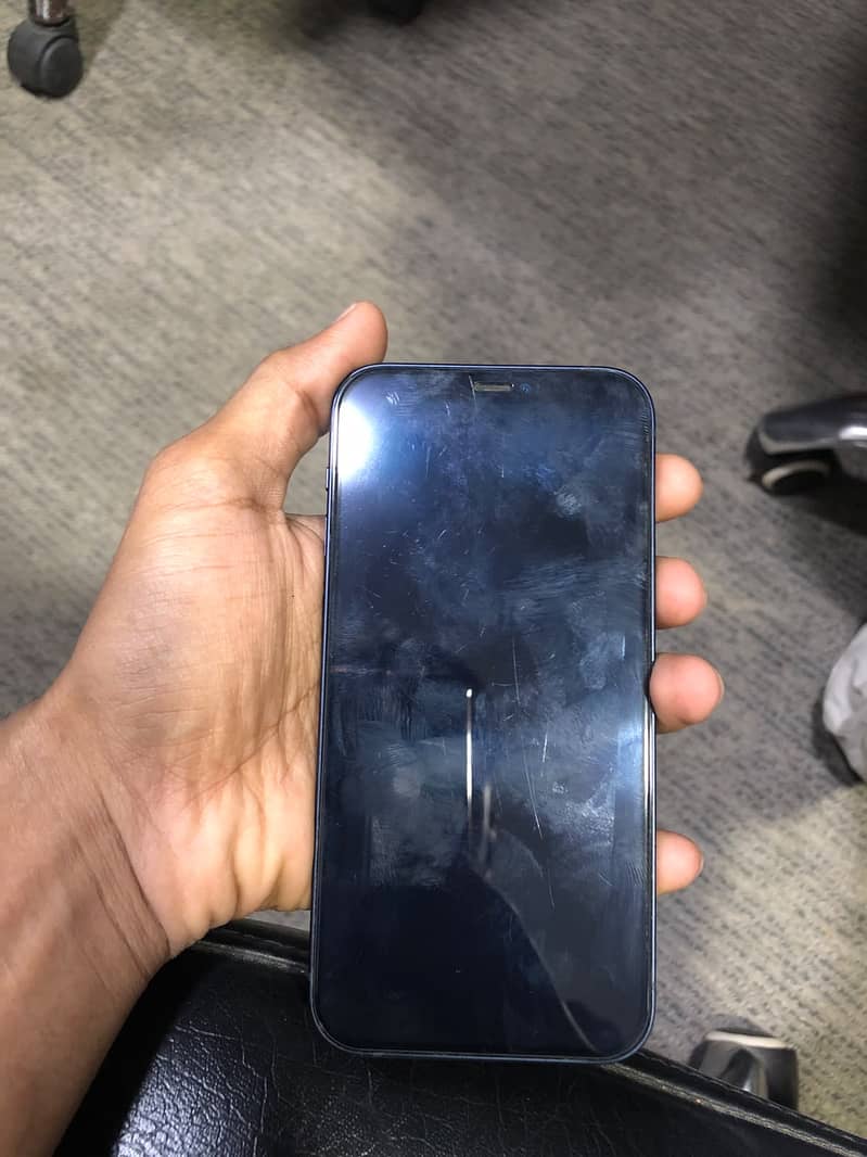 Apple iPhone 12 5