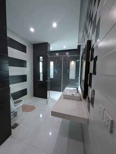 5 Marla Non Furnished Upper portion For Rent In Bahria Town Lahore