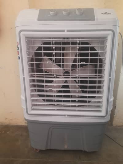Dimond room air cooler  2 months usd