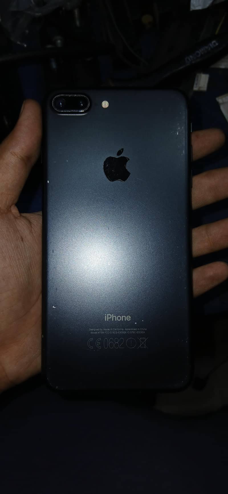 Apple iPhone 7 Plus 0