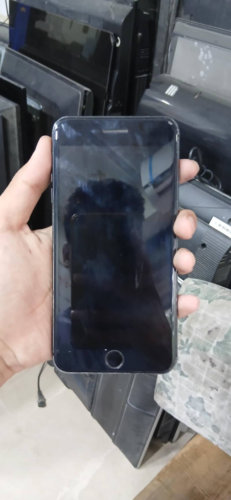 Apple iPhone 7 Plus 4