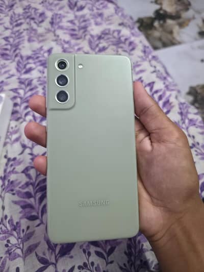 Samsung Mobile S21 FE