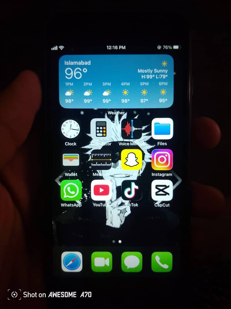 Apple iPhone 7 0