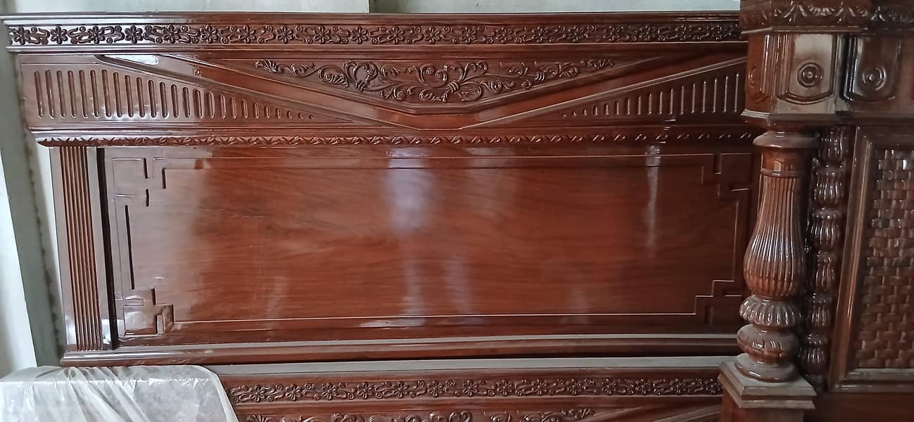 chaneyoti bed full solid dressing and side table 6