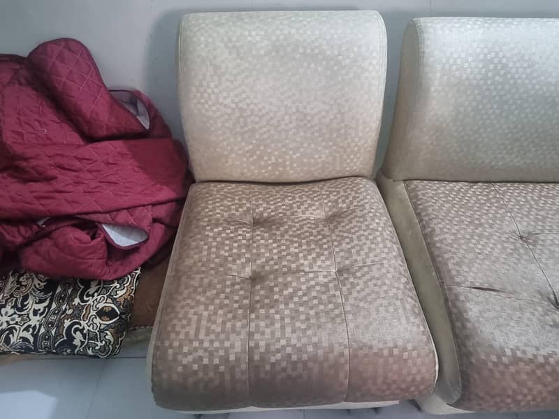 7 Seater 2 Diffrents Sets 3