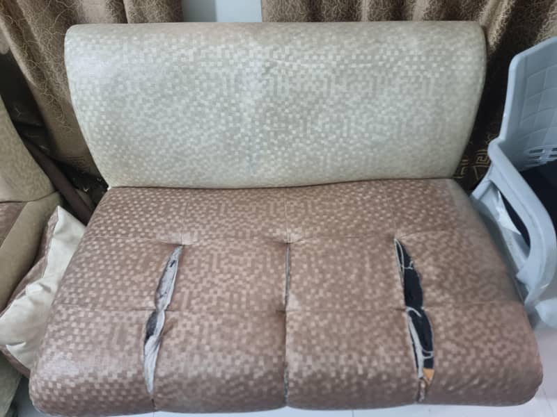 7 Seater 2 Diffrents Sets 5