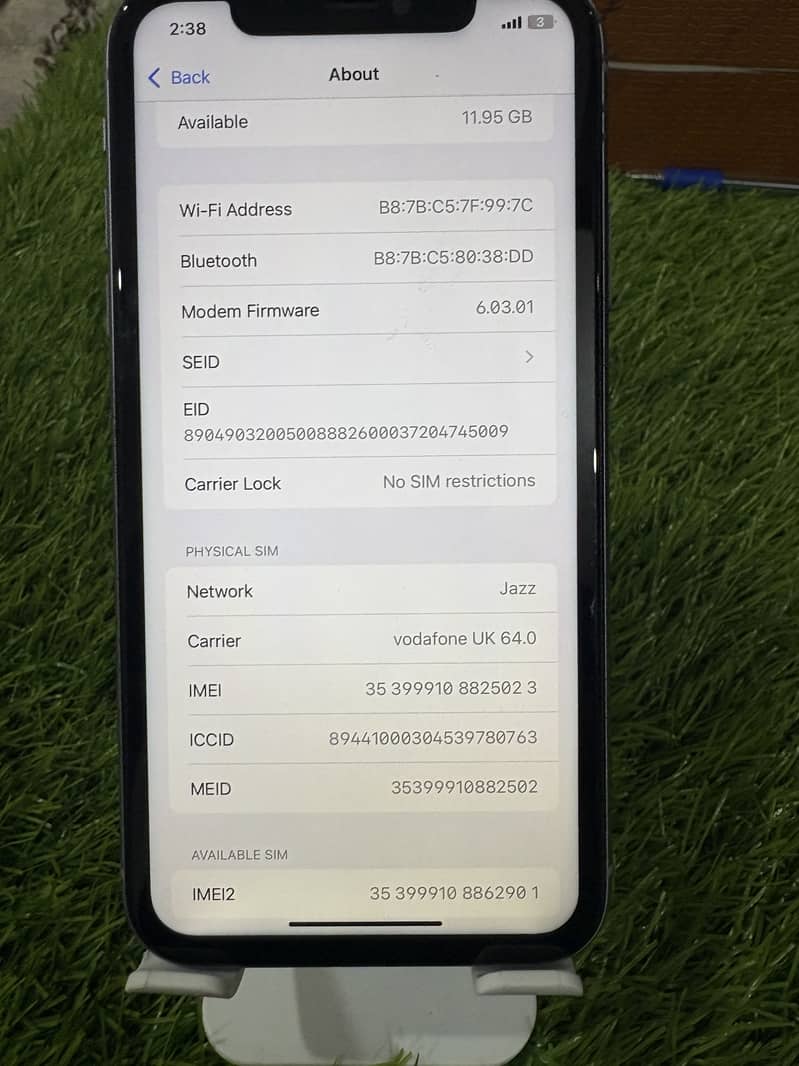 Apple iPhone 11 2