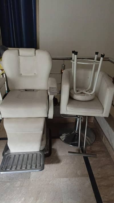 salon chairs
