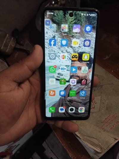 Tecno Spark 20 16GP RAM 256 infinix Samsung oppo