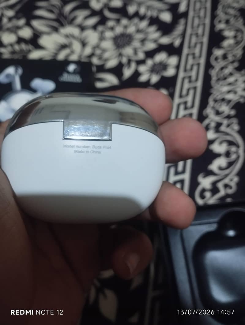 Buds Pro 4 5