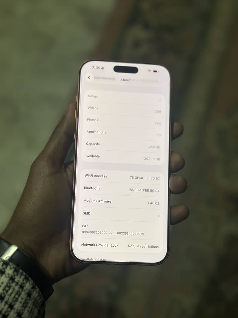 Apple iPhone 17 Pro Max 0