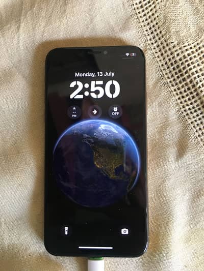 Apple iPhone XS Lush Condition