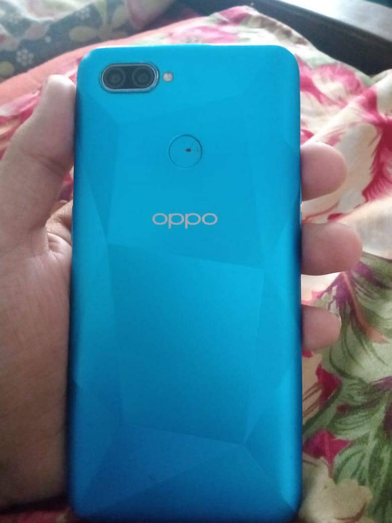 OPPO A12 0