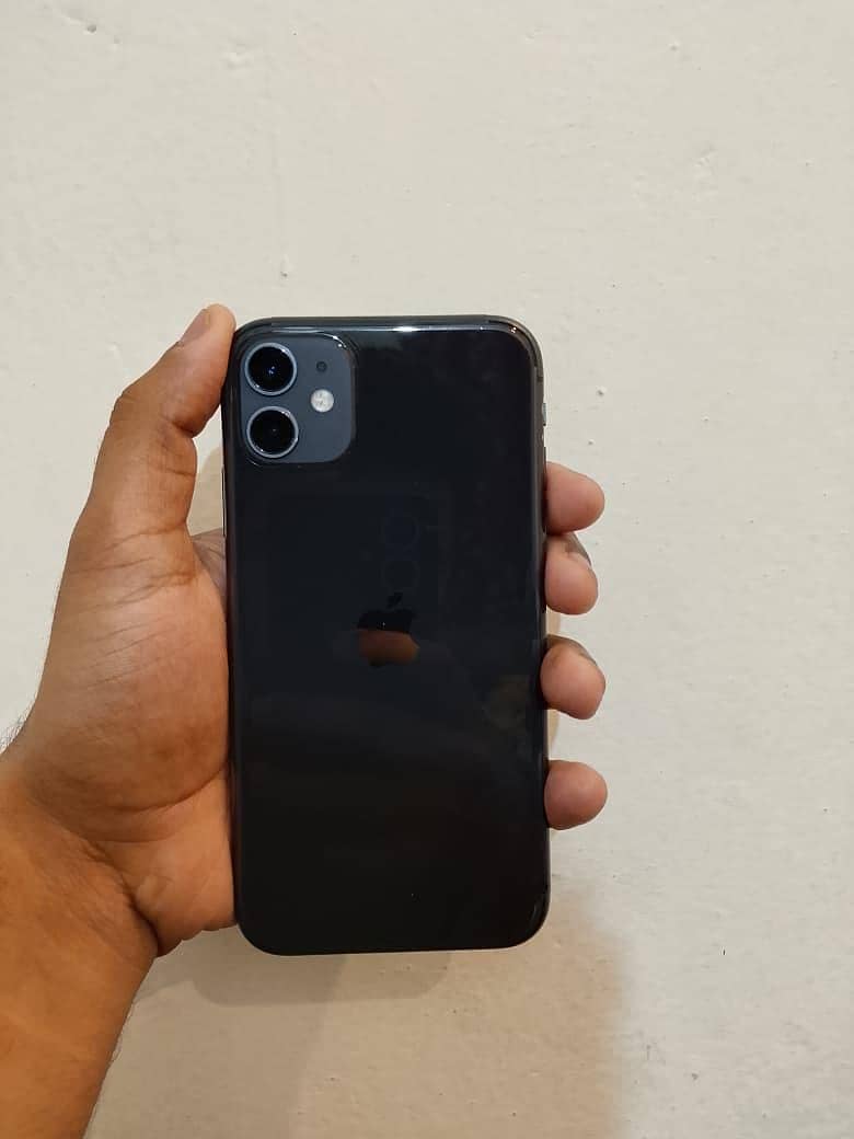 Apple iPhone 11 3