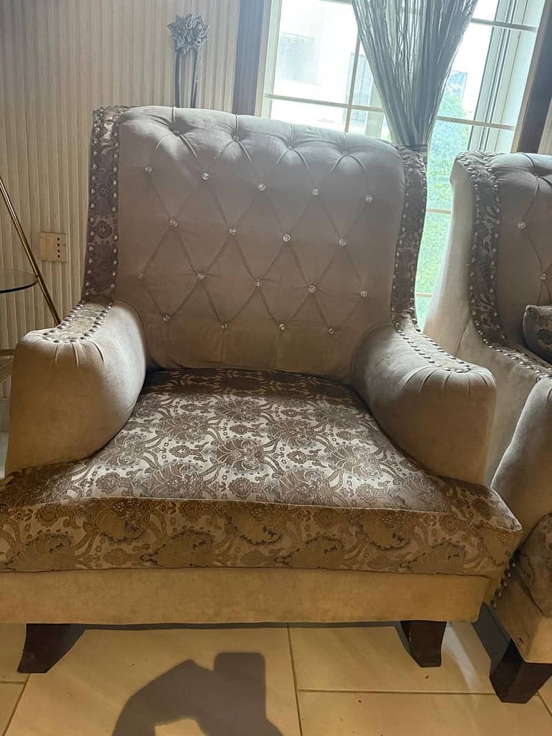 Sofa set 0