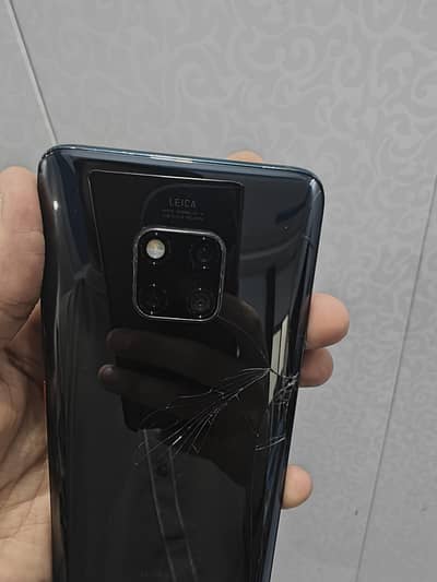 Huawei Mate 20 Pro available in good condition 6gb 128gb Non Pta