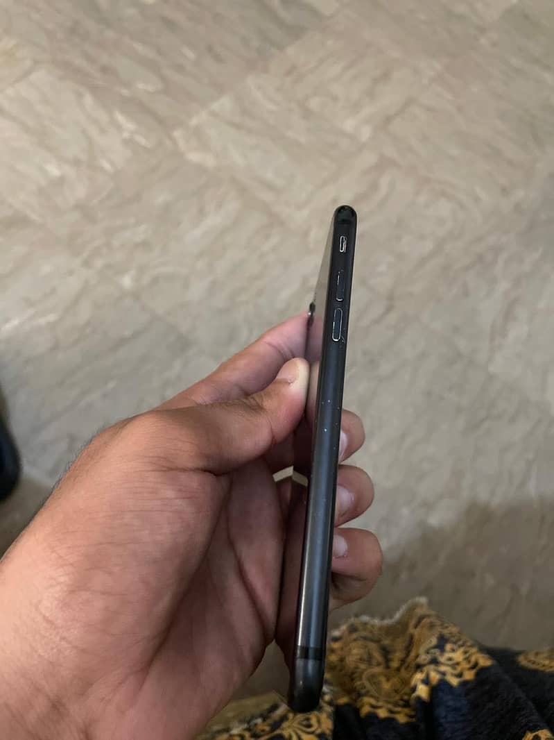 Apple iPhone 7 5