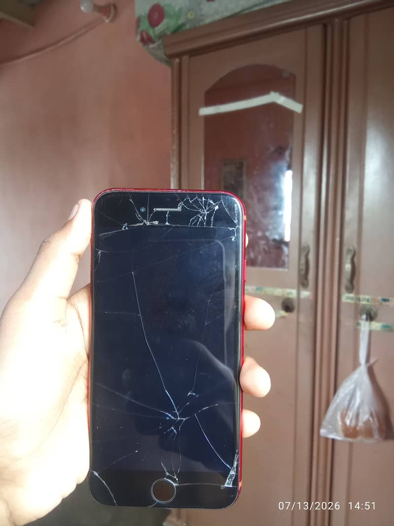 Apple iPhone 8 3