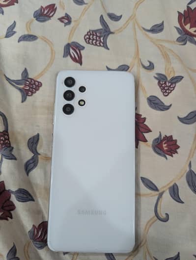 samsung a32 pta approved white good condition