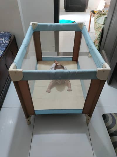 portable play yard for kids