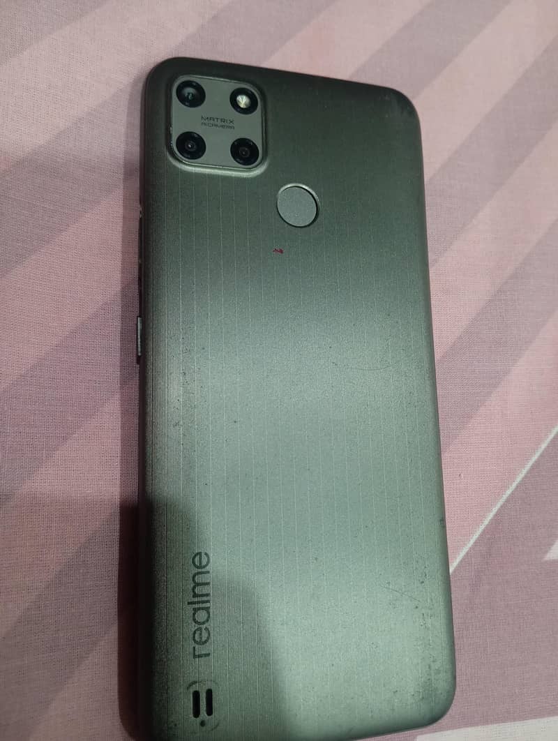 Realme C25Y 1